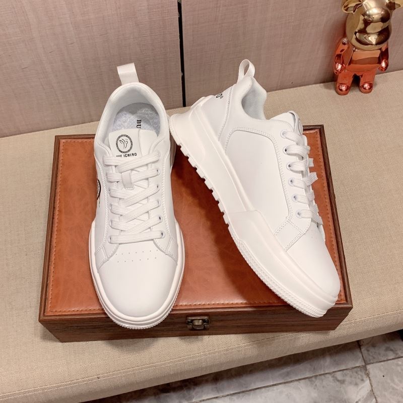 Burberry Low Shoes